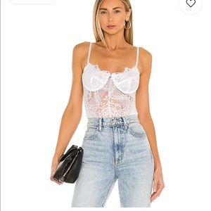 NWT BARDOT BRITNEY BODYSUIT MEDIUM